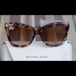 Michael Kors Audrina ll Sunglasses